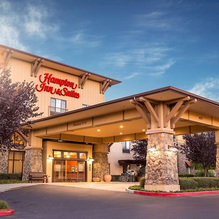 Hampton Inn & Suites Windsor-Sonoma Wine Country Екстериор снимка