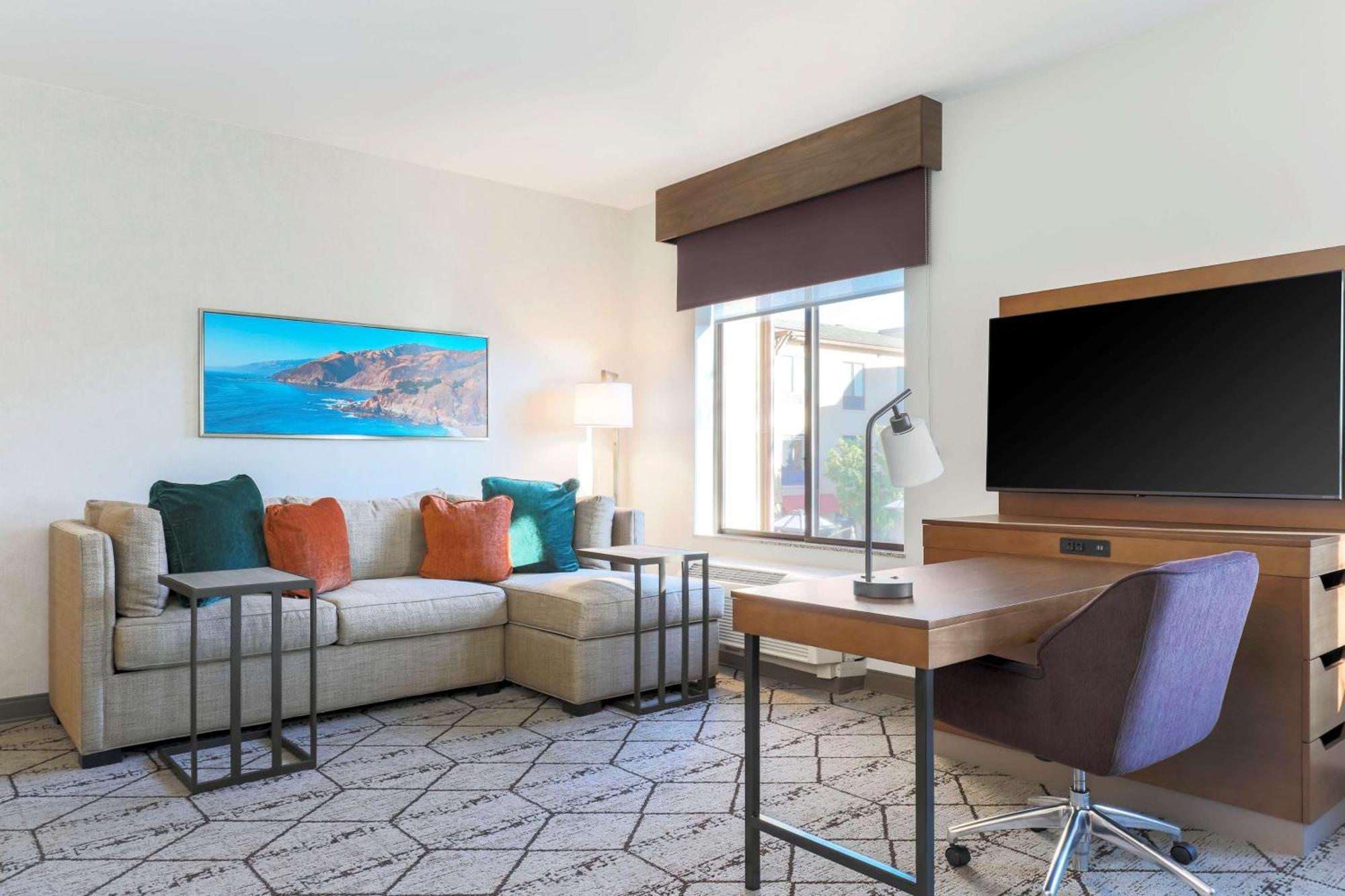 Hampton Inn & Suites Windsor-Sonoma Wine Country Екстериор снимка